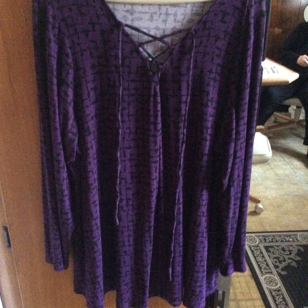 New with tags Apt. 9 2x top with tie close - Picture 3 of 5